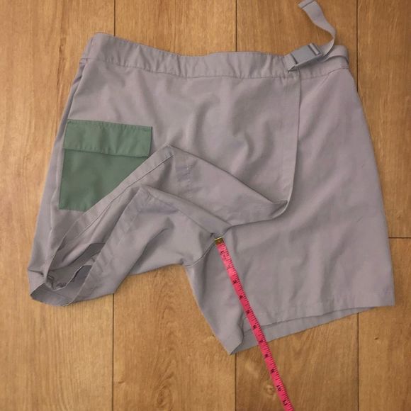 Crane Athletic Gray Buckle Italian Skirt Skort, Size US 8 (IT 44/46) - Picture 13 of 13